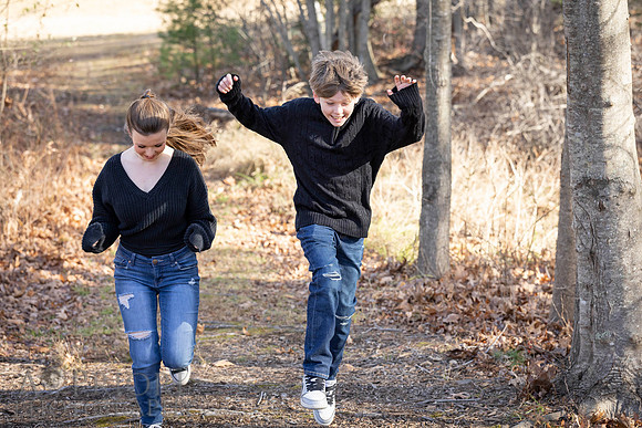241124FinneganFamilyPOR-003