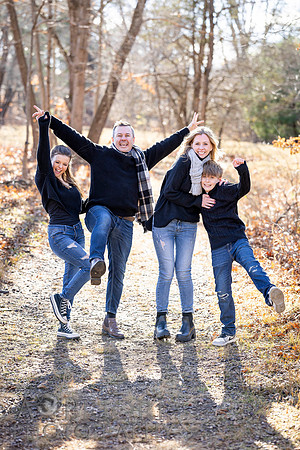 241124FinneganFamilyPOR-149