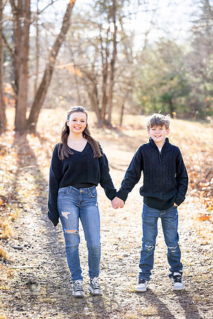 241124FinneganFamilyPOR-098