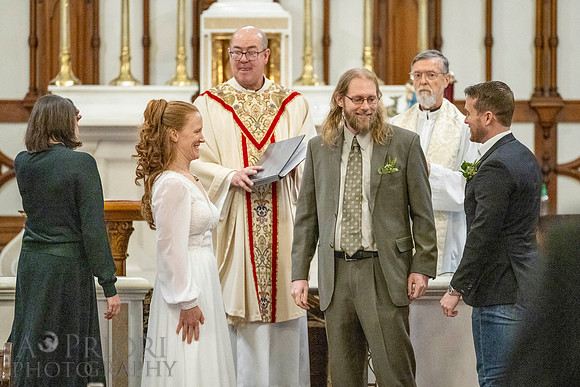 251213OtterBrittWED-111
