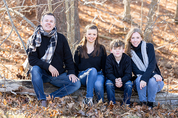 241124FinneganFamilyPOR-074