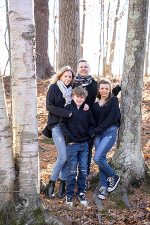 241124FinneganFamilyPOR-042