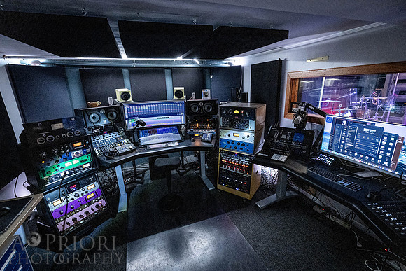 260707McCluskeyMusicStudioPOR-156
