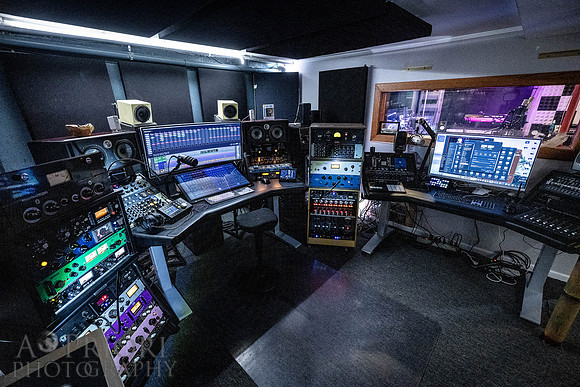 260707McCluskeyMusicStudioPOR-162