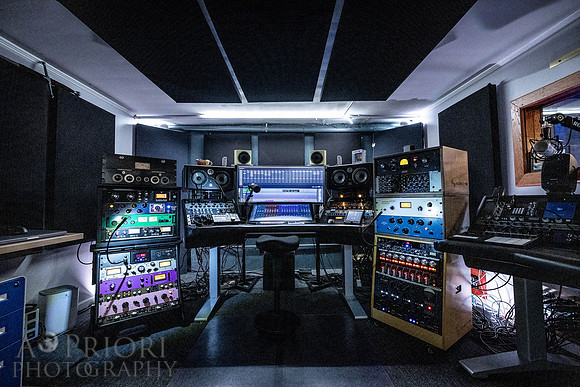260707McCluskeyMusicStudioPOR-163