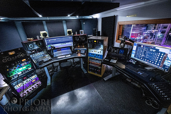260707McCluskeyMusicStudioPOR-166