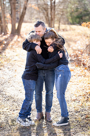 241124FinneganFamilyPOR-173