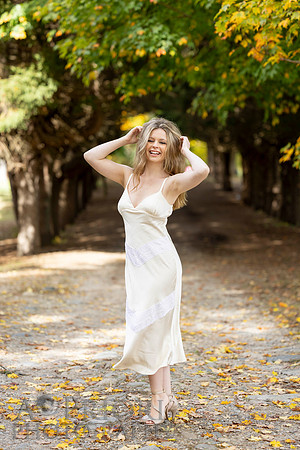 261004StellaFinneganSeniorPOR-201