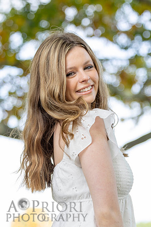 261004StellaFinneganSeniorPOR-030