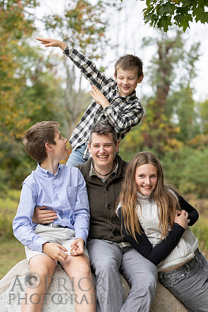 261004HenryFamilyPOR-203