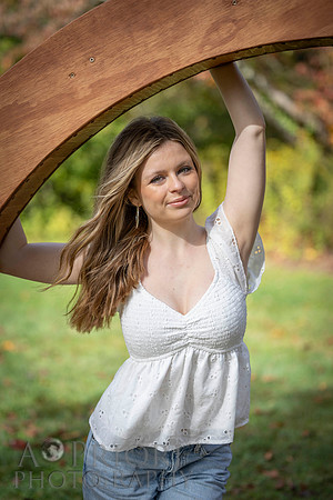 261004StellaFinneganSeniorPOR-085