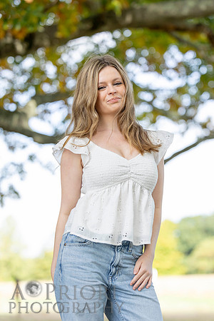 261004StellaFinneganSeniorPOR-033