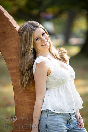 261004StellaFinneganSeniorPOR-100