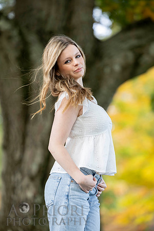 261004StellaFinneganSeniorPOR-013