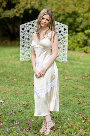 261004StellaFinneganSeniorPOR-131