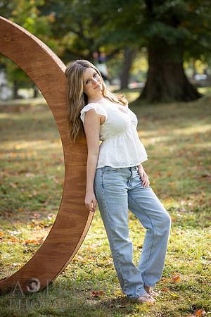 261004StellaFinneganSeniorPOR-099