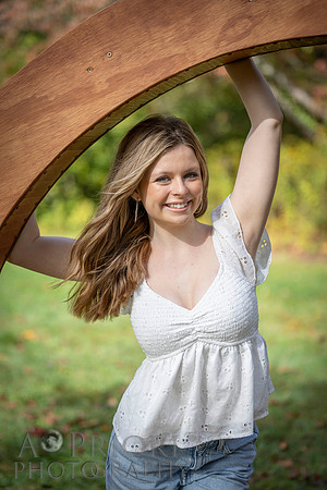 261004StellaFinneganSeniorPOR-087-2