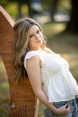 261004StellaFinneganSeniorPOR-107