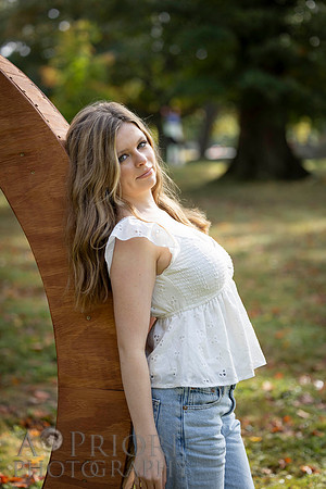 261004StellaFinneganSeniorPOR-091