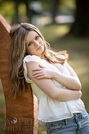 261004StellaFinneganSeniorPOR-109