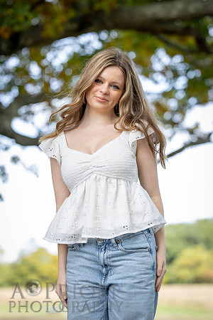 261004StellaFinneganSeniorPOR-016
