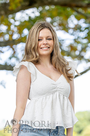 261004StellaFinneganSeniorPOR-028