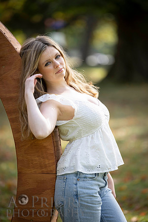 261004StellaFinneganSeniorPOR-098