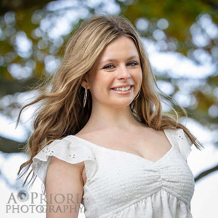 261004StellaFinneganSeniorPOR-022