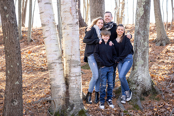 241124FinneganFamilyPOR-047