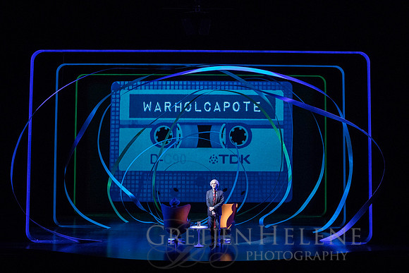 170913ARTWarholCapotePER-007