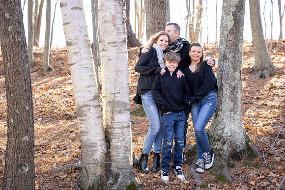241124FinneganFamilyPOR-046