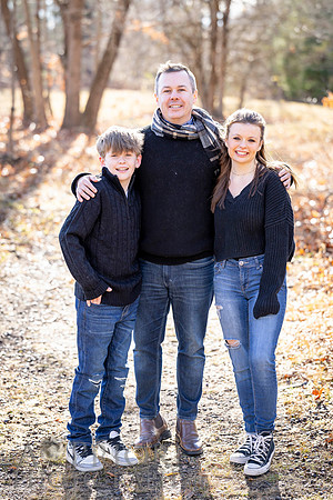 241124FinneganFamilyPOR-170