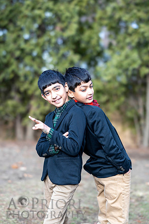 231217MukherjeeHolidayPOR-009