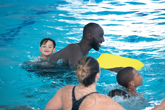 190925BGCTackoFallSwimVisitEVT-073