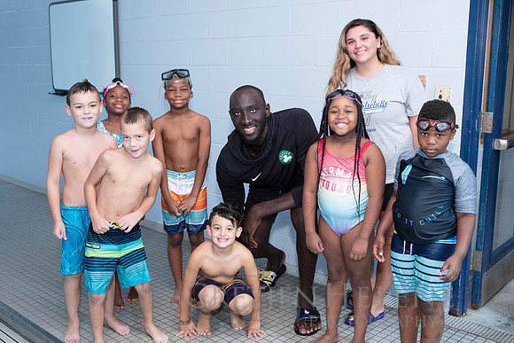 190925BGCTackoFallSwimVisitEVT-014