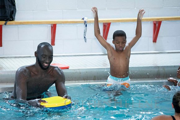 190925BGCTackoFallSwimVisitEVT-060