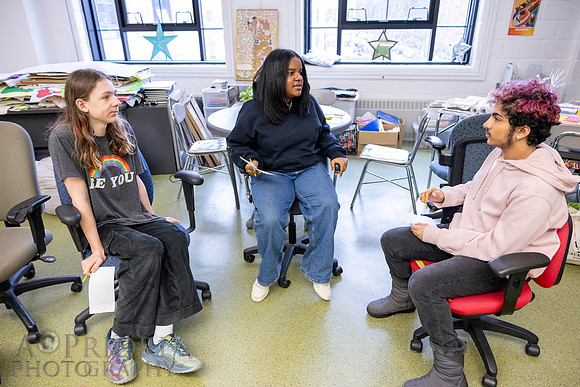 240228ARTBecomeAManCambRLSchoolPrePerfEVT-021
