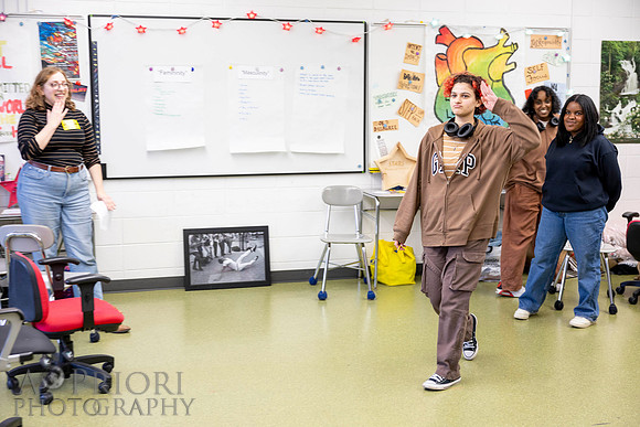 240228ARTBecomeAManCambRLSchoolPrePerfEVT-073