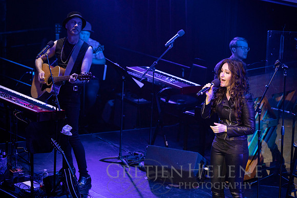 180913ARTBorrowedCashPER-034