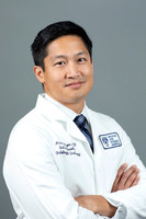 181012BWHPhysicianPortraitsPOR-028