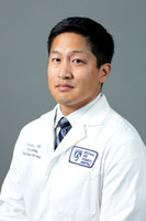 181012BWHPhysicianPortraitsPOR-024