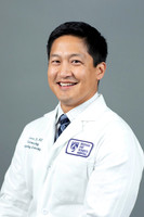 181012BWHPhysicianPortraitsPOR-029-2