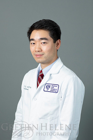 181012BWHPhysicianPortraitsPOR-219