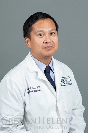 181012BWHPhysicianPortraitsPOR-111