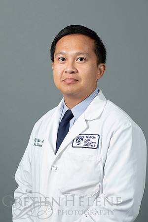 181012BWHPhysicianPortraitsPOR-117