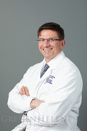 181012BWHPhysicianPortraitsPOR-468