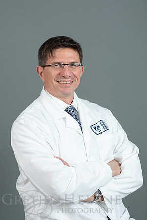 181012BWHPhysicianPortraitsPOR-460