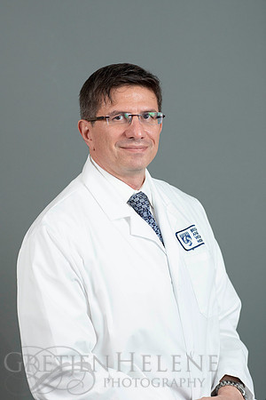 181012BWHPhysicianPortraitsPOR-456