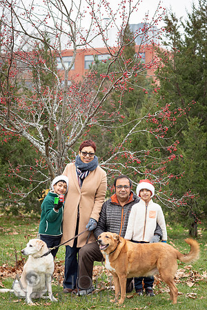 211218MukherjeeFamilyPOR-060