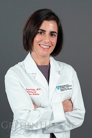181017BWHPhysicianPortraitsPOR-394